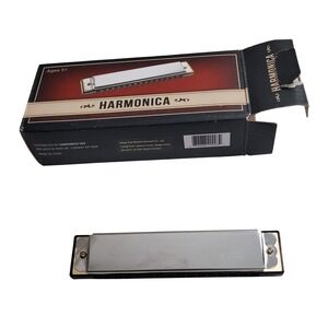 Bee Harmonica SM-24024 Silver Black 16 Hole Key of C with Box Instruction Sheet